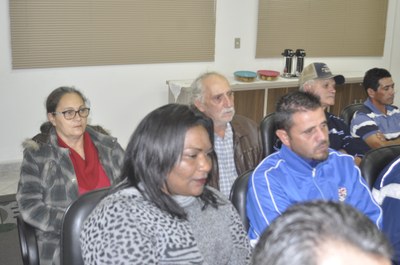 Votação PL Denominação Recinto e ESF Rural 2018-15.JPG