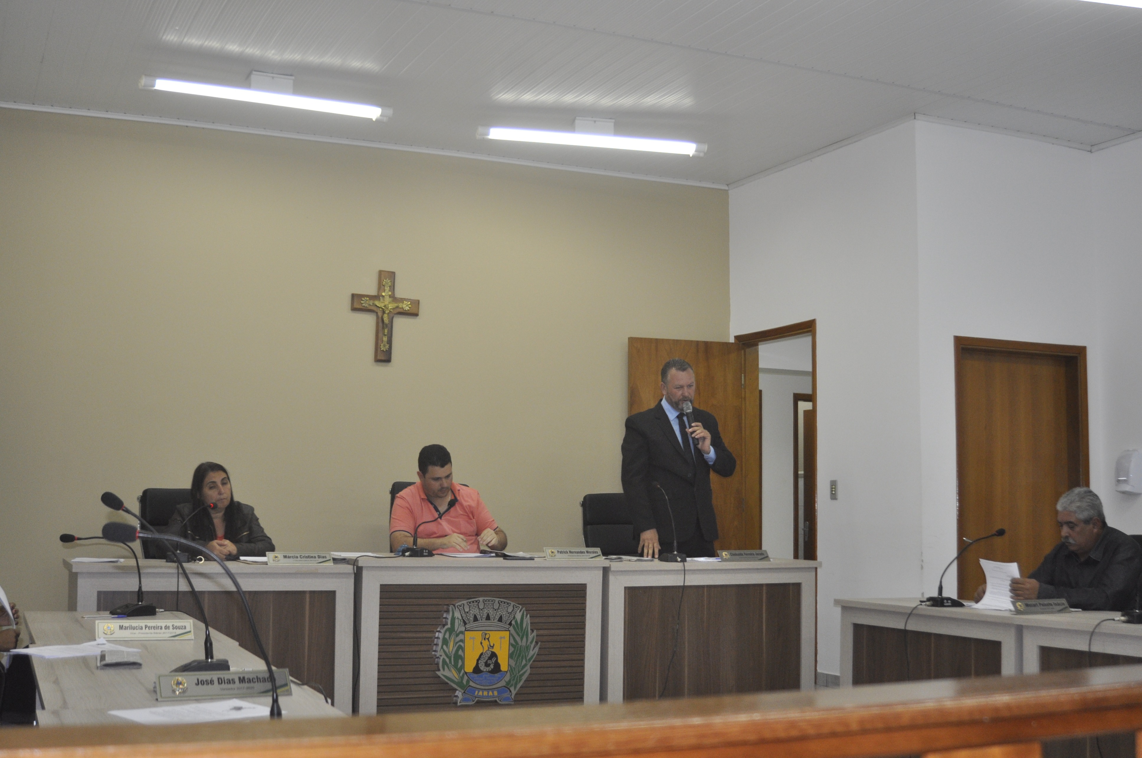 Votação PL Denominação Recinto e ESF Rural 2018-42.JPG